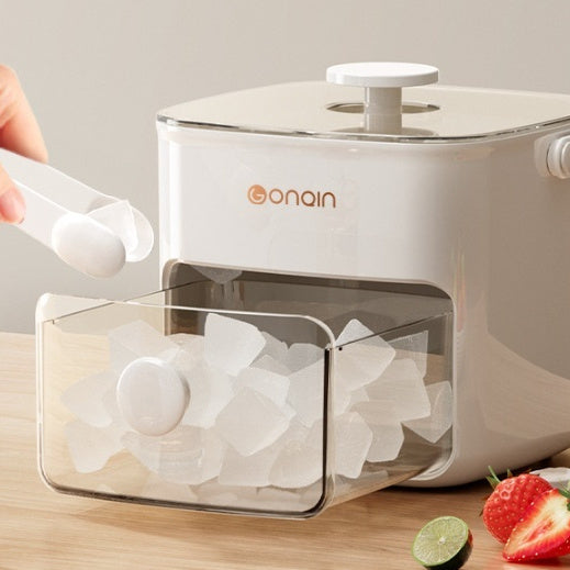 Easy-Press Ice Cube Tray – Portable Ice Maker for Perfect Cubes Every Time