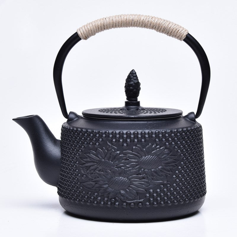 Akari Japanese Cast Iron Pot - 0.8–0.9L Semi-Handcrafted Tetsubin-Style Teapot