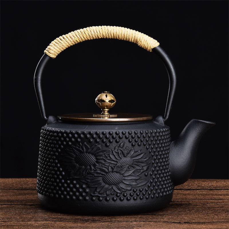 Akari Japanese Cast Iron Pot - 0.8–0.9L Semi-Handcrafted Tetsubin-Style Teapot